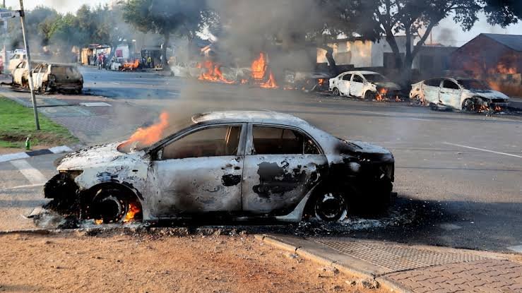 Anti-migrant protests turn violent in South Africa as 24 vehicles are torched